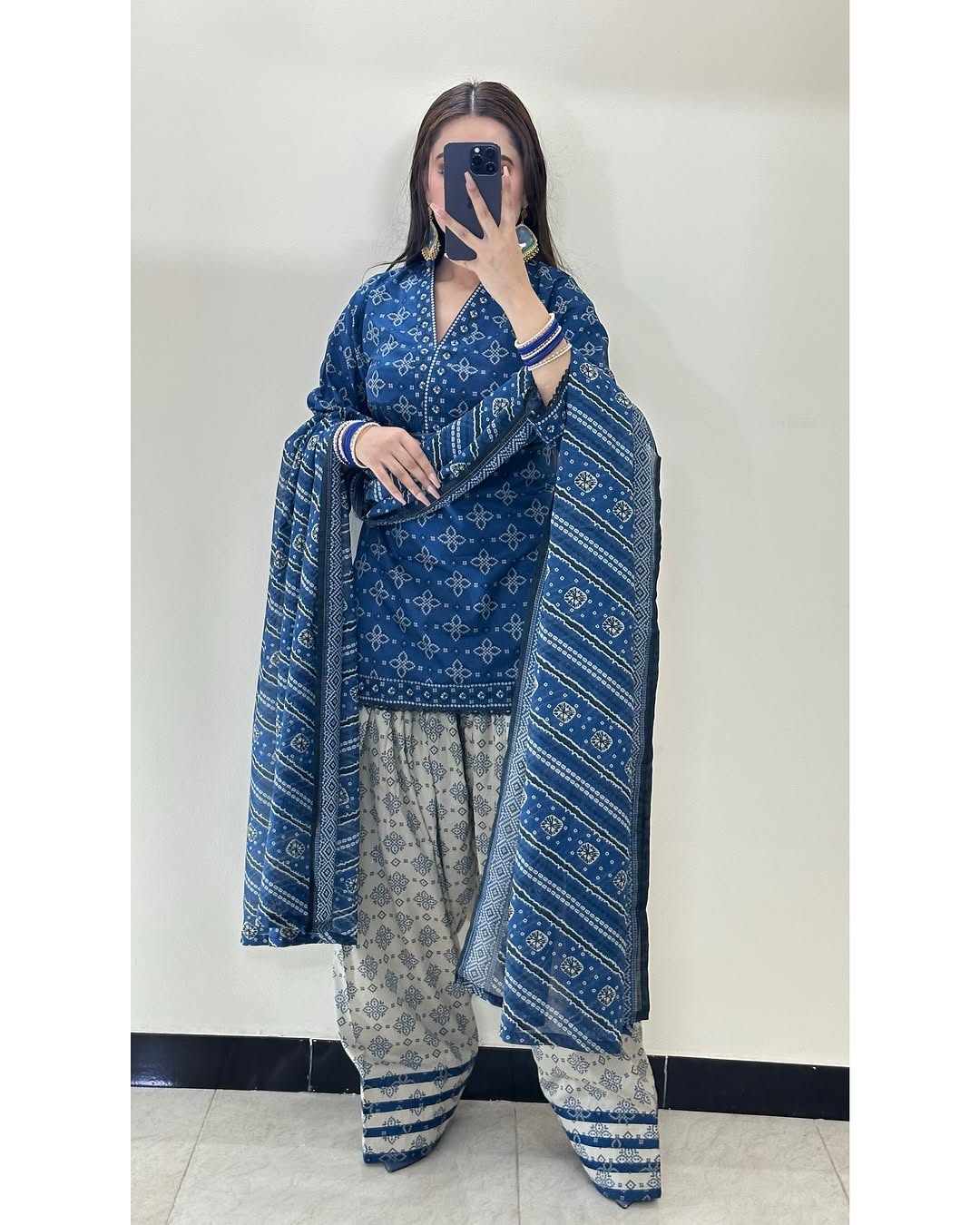 YOHO - Digital Printed 3 Pcs PREMIUM FABRIC | SUMMER FIT | STITCHED - 3215