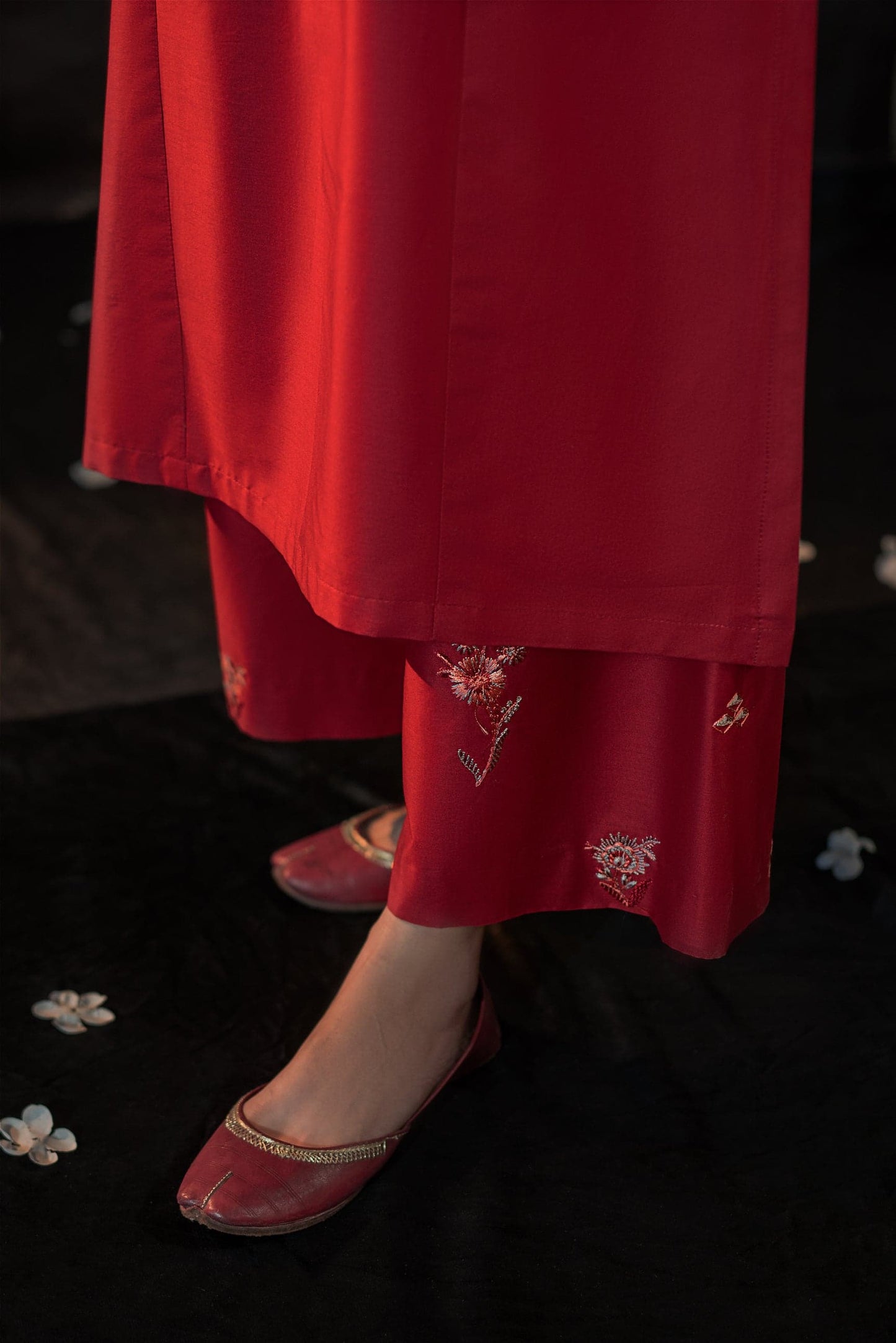 Tulip Long Length (Embroidery 2 Pcs)