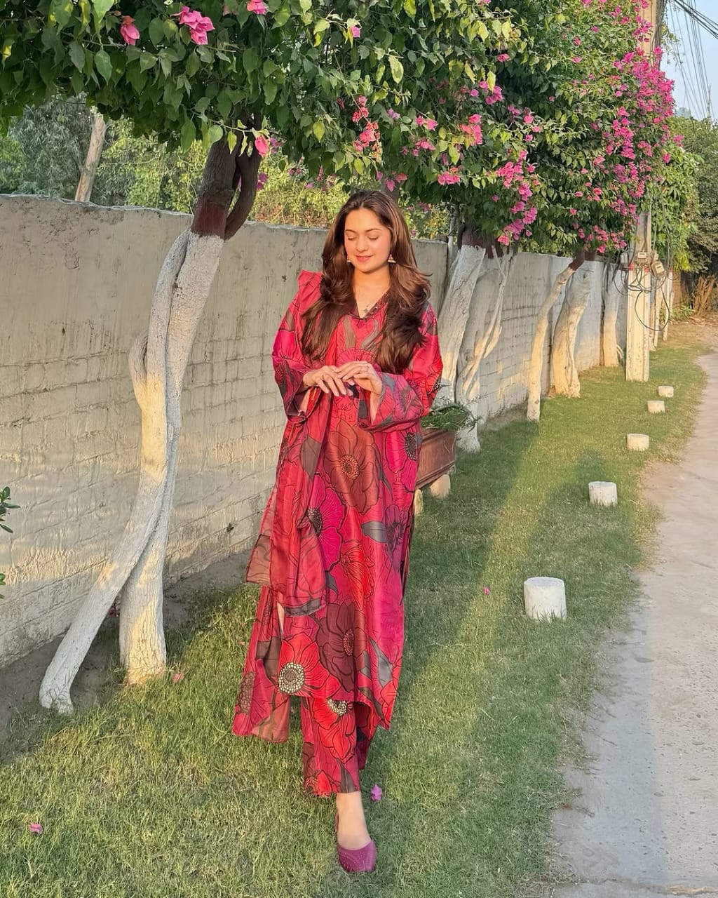 Vania - Digital Printed 3 Pcs PREMIUM FABRIC | SUMMER FIT | STITCHED - 3215