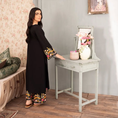 Black Elegance - Embroidered Long Shirt 2pc