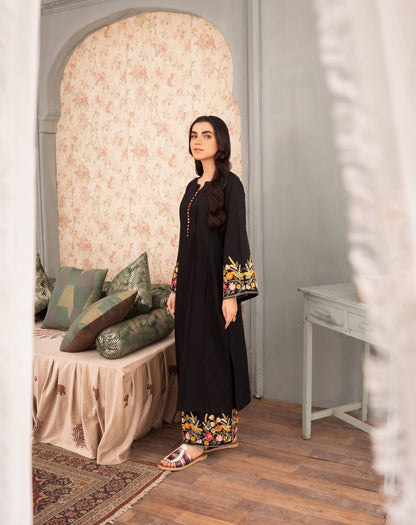 Black Elegance - Embroidered Long Shirt 2pc
